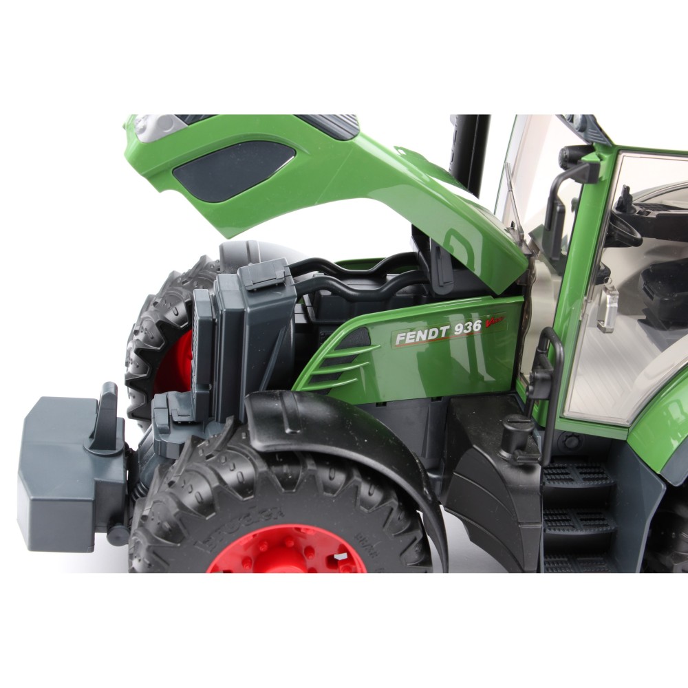 BRUDER 03041 TRAKTOR FENDT 936 VARIO Z ŁADOWACZEM