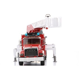 BRUDER 02821 MACK STRAŻ POŻARNA Z POMPĄ, DRABINĄ I MODUŁEM DŹWIĘKOWYM