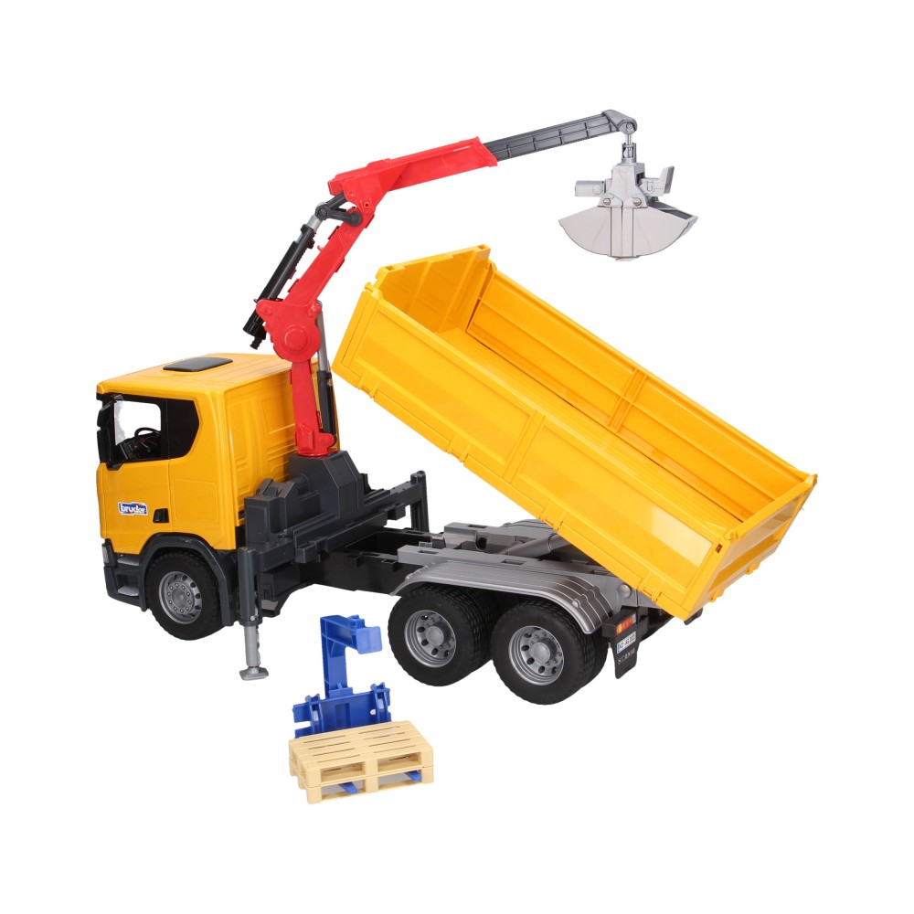 ŻÓŁTA SCANIA SUPER 560R Z DŹWIGIEM 03551