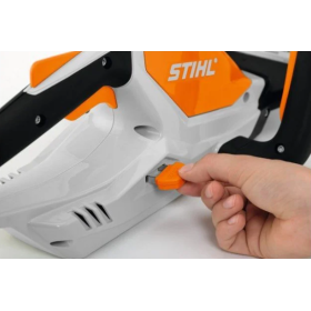 NOŻYCE AKUMULATOROWE DO ŻYWOPŁOTU STIHL HSA 45
